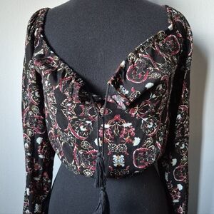 KENDALL & KYLIE FLORAL BLOUSE